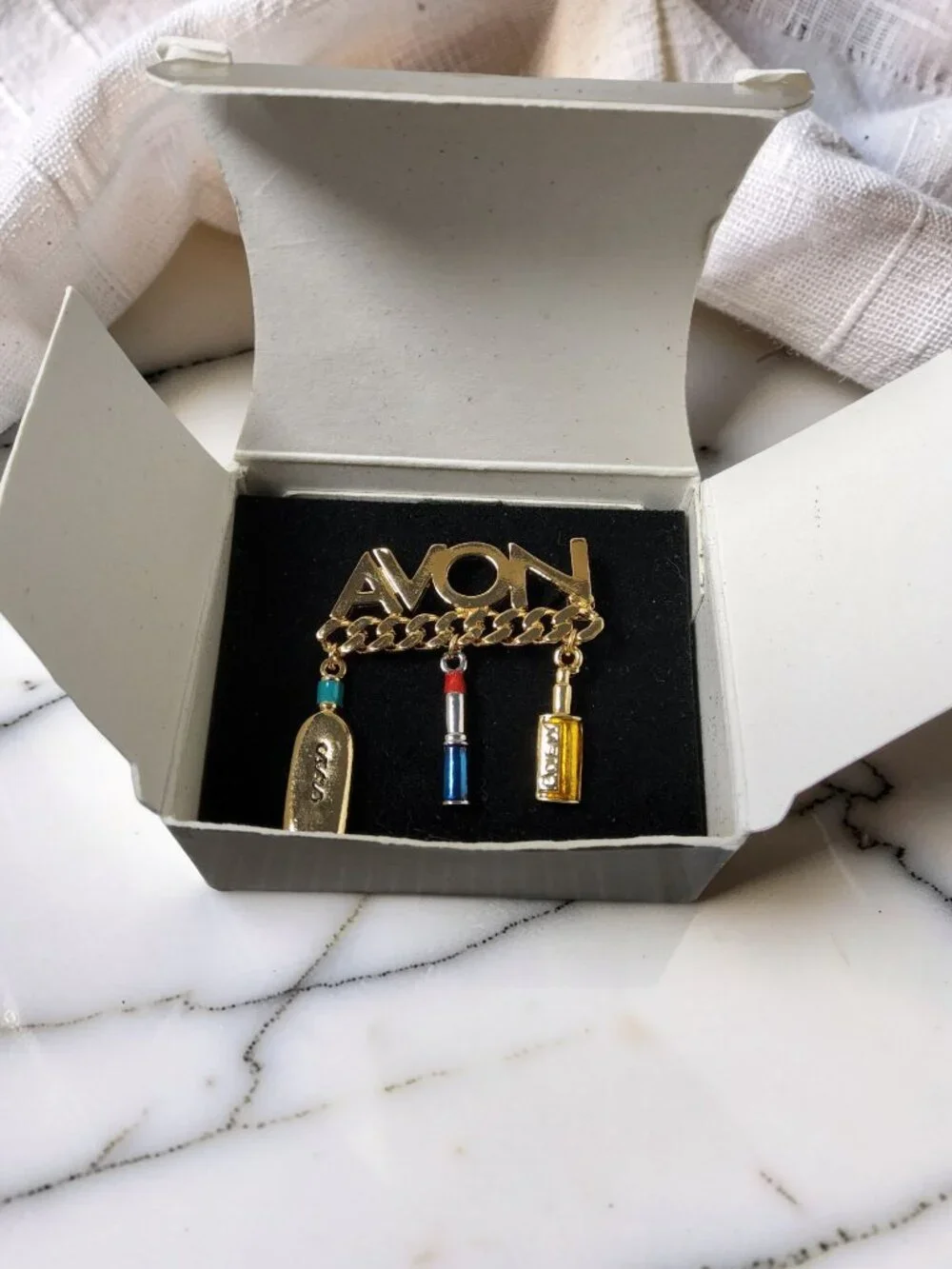 Avon this vintage